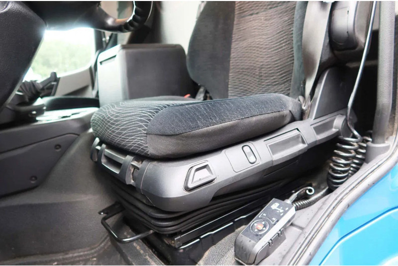 Mercedes-Benz Antos 1924L Huif + Klep Dhollandia 2000 KG Euro 6 - Kapalı kasa kamyon: fotoğraf 5 Mercedes-Benz Antos 1924L Huif + Klep Dhollandia 2000 KG Euro 6 - Kapalı kasa kamyon: fotoğraf 5