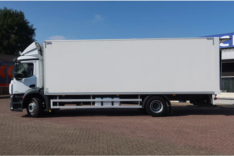 Mercedes-Benz Antos 2127 L Bak + klep 2000 kg Euro 6 - Kapalı kasa kamyon: fotoğraf 4 Mercedes-Benz Antos 2127 L Bak + klep 2000 kg Euro 6 - Kapalı kasa kamyon: fotoğraf 4
