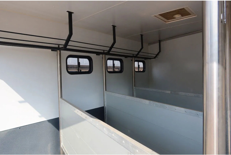 Mercedes-Benz Atego 816 L 3 Paarden/4 Ponies Nieuwe APK + nieuwe accu. - At taşıma aracı: fotoğraf 3 Mercedes-Benz Atego 816 L 3 Paarden/4 Ponies Nieuwe APK + nieuwe accu. - At taşıma aracı: fotoğraf 3