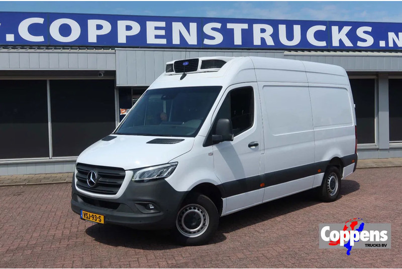 Mercedes-Benz Sprinter 317 Koel/Vries L2/H2 220 Volt stekker - Frigorifik kamyonet: fotoğraf 1 Mercedes-Benz Sprinter 317 Koel/Vries L2/H2 220 Volt stekker - Frigorifik kamyonet: fotoğraf 1