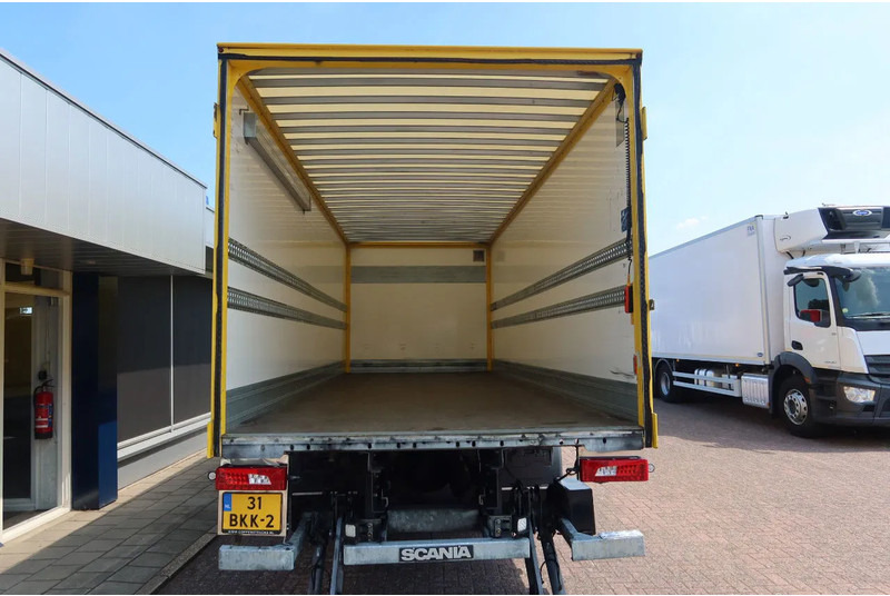 Scania P250 4x2 Bakwagen+Klep E6 Dhollandia 1500 kg - Kapalı kasa kamyon: fotoğraf 4 Scania P250 4x2 Bakwagen+Klep E6 Dhollandia 1500 kg - Kapalı kasa kamyon: fotoğraf 4