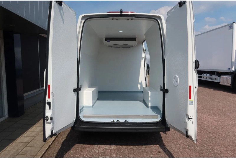 Volkswagen Crafter 177 PK ,Koel/Vries/Verwarmen , Carrier Xarios 350 met nachtaansluiting BPM vrij - Frigorifik kamyonet: fotoğraf 3 Volkswagen Crafter 177 PK ,Koel/Vries/Verwarmen , Carrier Xarios 350 met nachtaansluiting BPM vrij - Frigorifik kamyonet: fotoğraf 3
