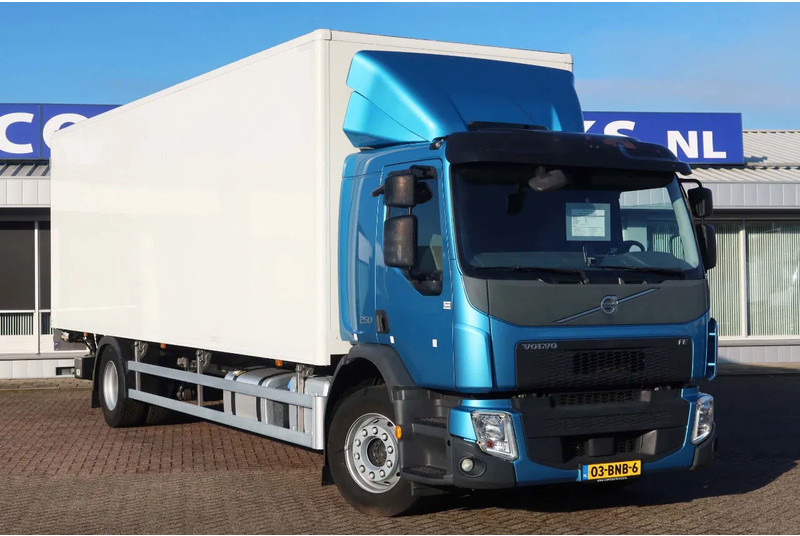 Volvo FE 250 Bakwagen + Dhollandia klep 2500 KG. 49.000 KM!! - Kapalı kasa kamyon: fotoğraf 2 Volvo FE 250 Bakwagen + Dhollandia klep 2500 KG. 49.000 KM!! - Kapalı kasa kamyon: fotoğraf 2