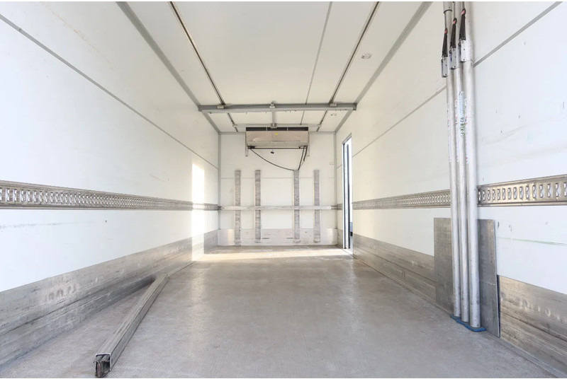 Volvo FE 280 4x2 Carrier Supra 1250 Koel/ Vries+ BAR klep 2000 kg. 2 Stuks in voorraad - Refrijeratör kamyon: fotoğraf 4 Volvo FE 280 4x2 Carrier Supra 1250 Koel/ Vries+ BAR klep 2000 kg. 2 Stuks in voorraad - Refrijeratör kamyon: fotoğraf 4