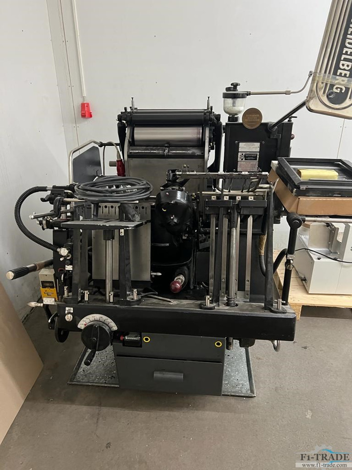 Heidelberg OHT - Kağıt kesme makinesi: fotoğraf 1 Heidelberg OHT - Kağıt kesme makinesi: fotoğraf 1