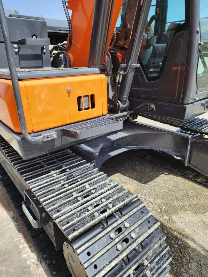 DOOSAN DX140LC-7 - Paletli ekskavatör: fotoğraf 3 DOOSAN DX140LC-7 - Paletli ekskavatör: fotoğraf 3