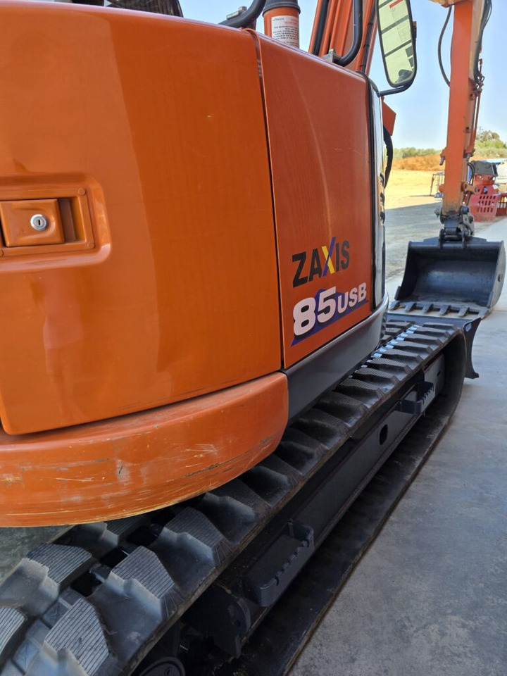 HITACHI ZX85USB-6 - Mini ekskavatör: fotoğraf 5 HITACHI ZX85USB-6 - Mini ekskavatör: fotoğraf 5