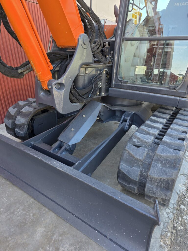 HITACHI ZX85USB-6 - Mini ekskavatör: fotoğraf 4 HITACHI ZX85USB-6 - Mini ekskavatör: fotoğraf 4