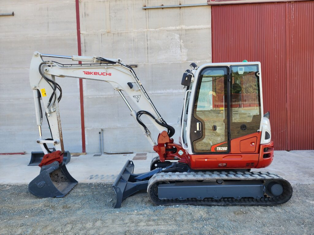 TAKEUCHI TB260 - Mini ekskavatör: fotoğraf 1 TAKEUCHI TB260 - Mini ekskavatör: fotoğraf 1
