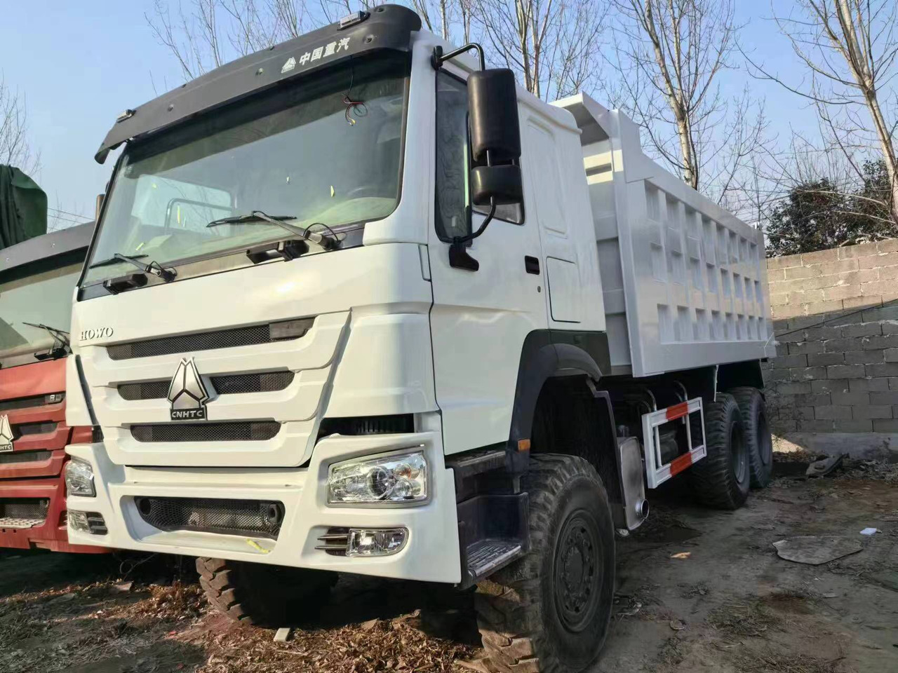 HOWO 6*6 - Damperli kamyon: fotoğraf 1 HOWO 6*6 - Damperli kamyon: fotoğraf 1