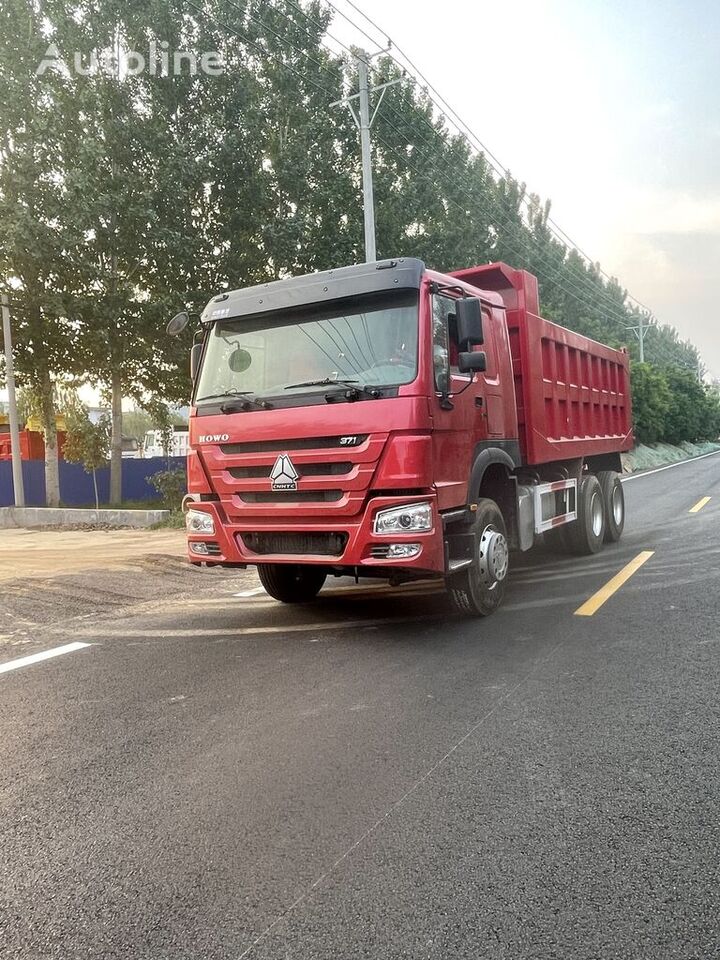 Sinotruk - Damperli kamyon: fotoğraf 1 Sinotruk - Damperli kamyon: fotoğraf 1