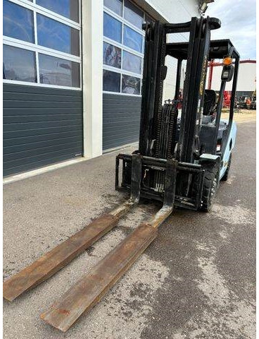 Hyster Yale UT35P Dieselstapler 2500kg, 4800mm, BJ 2019 - Dizel forklift: fotoğraf 3 Hyster Yale UT35P Dieselstapler 2500kg, 4800mm, BJ 2019 - Dizel forklift: fotoğraf 3