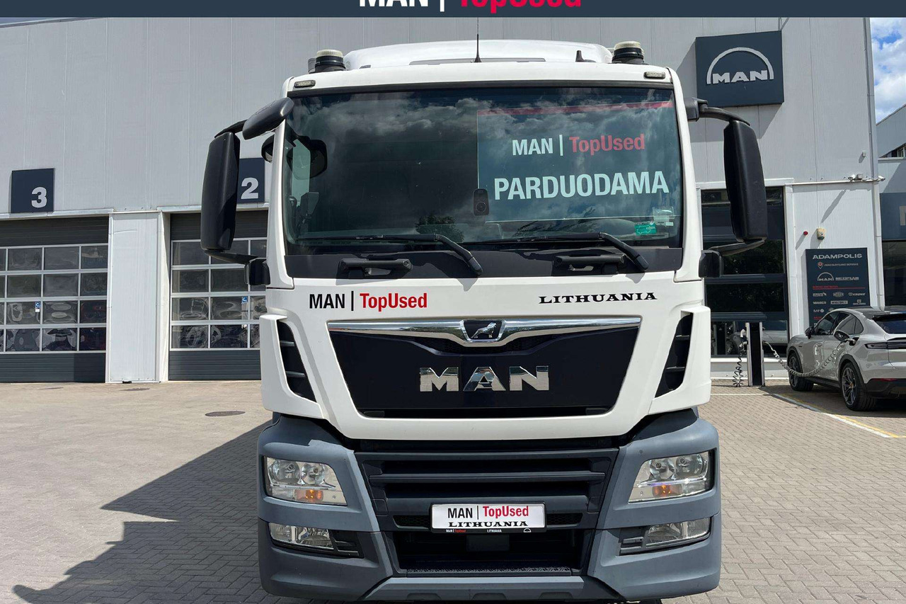 MAN 26.320 6X2-4 LL Carrier Frigo (08749) - Refrijeratör kamyon: fotoğraf 2 MAN 26.320 6X2-4 LL Carrier Frigo (08749) - Refrijeratör kamyon: fotoğraf 2