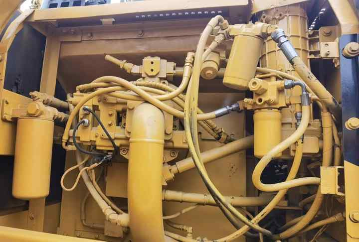 30 Ton Heavy Excavator Japan Origin Cat 330d 330dl 330d2 Fairly Used Caterpillar Mining Excavator With Jack Hammer In Shanghai - Paletli ekskavatör: fotoğraf 3 30 Ton Heavy Excavator Japan Origin Cat 330d 330dl 330d2 Fairly Used Caterpillar Mining Excavator With Jack Hammer In Shanghai - Paletli ekskavatör: fotoğraf 3