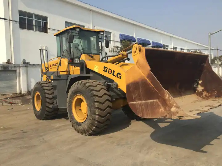 5 ton mini Used Original State loader SDLG 953 Used Small wheel loader in good condition for sale - Tekerlekli yükleyici: fotoğraf 4 5 ton mini Used Original State loader SDLG 953 Used Small wheel loader in good condition for sale - Tekerlekli yükleyici: fotoğraf 4