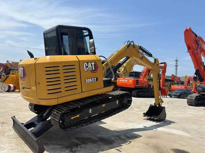 6 Ton Used Cat 305.5 306 307e 308 Crawler Excavator Mini Caterpillar 305.5 E2 for Sale China Cat305.5 Cat305.5e2 Low Price - Ekskavatör: fotoğraf 3 6 Ton Used Cat 305.5 306 307e 308 Crawler Excavator Mini Caterpillar 305.5 E2 for Sale China Cat305.5 Cat305.5e2 Low Price - Ekskavatör: fotoğraf 3