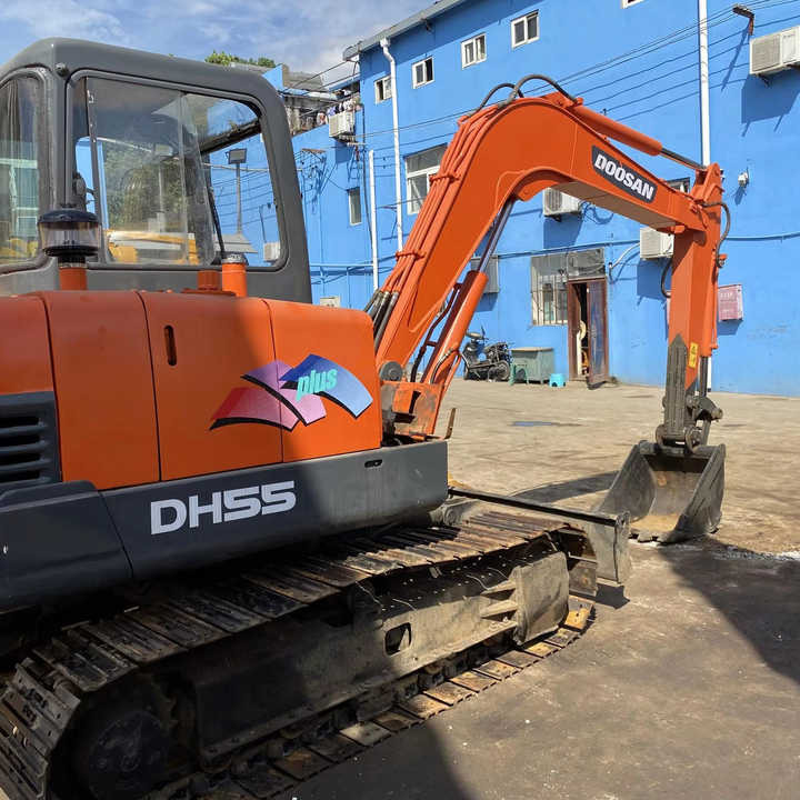 Awesome Performance Korea Imported Small Scale Used Doosan Dh60 Dh55 Dx60 Dx225 Excavator in China - Paletli ekskavatör: fotoğraf 1 Awesome Performance Korea Imported Small Scale Used Doosan Dh60 Dh55 Dx60 Dx225 Excavator in China - Paletli ekskavatör: fotoğraf 1