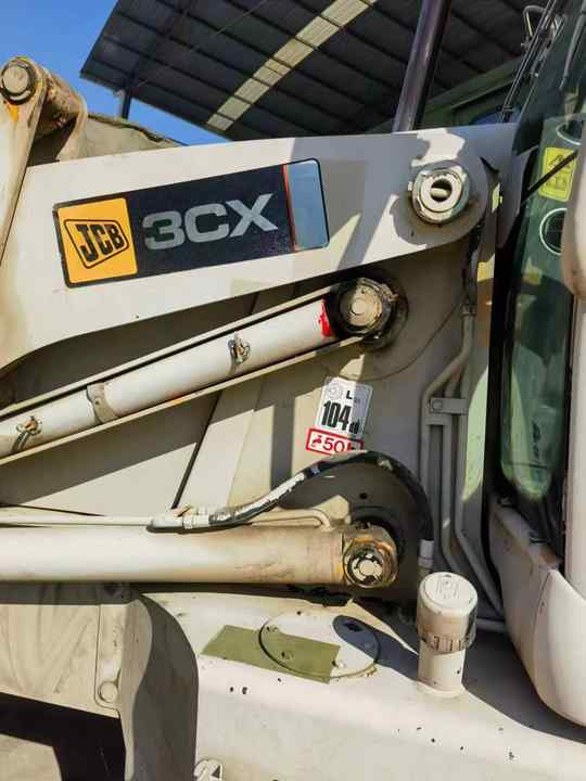Backhoe loader JCB 3CX 4*4 tlb loader UKmade, used cheap JCB 3CX retro loader and digger - Iş makinesi: fotoğraf 5 Backhoe loader JCB 3CX 4*4 tlb loader UKmade, used cheap JCB 3CX retro loader and digger - Iş makinesi: fotoğraf 5