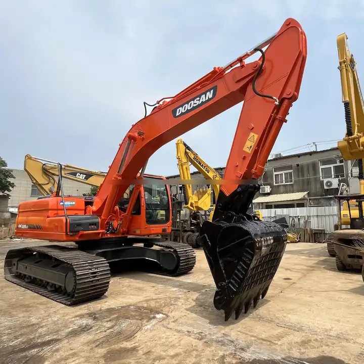 Best Selling DOOSAN excavator machine construction used machinery equipment dx225 used excavators in stock - Ekskavatör: fotoğraf 1 Best Selling DOOSAN excavator machine construction used machinery equipment dx225 used excavators in stock - Ekskavatör: fotoğraf 1