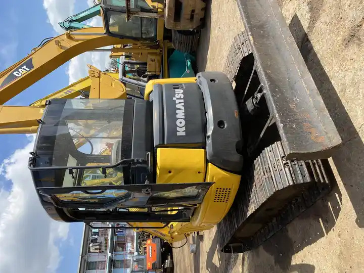 Best-selling Japan Original Second Hand Earth-moving Machinery Cheap Mini Used Komatsu Pc55mr Excavator in Shanghai - Paletli ekskavatör: fotoğraf 5 Best-selling Japan Original Second Hand Earth-moving Machinery Cheap Mini Used Komatsu Pc55mr Excavator in Shanghai - Paletli ekskavatör: fotoğraf 5