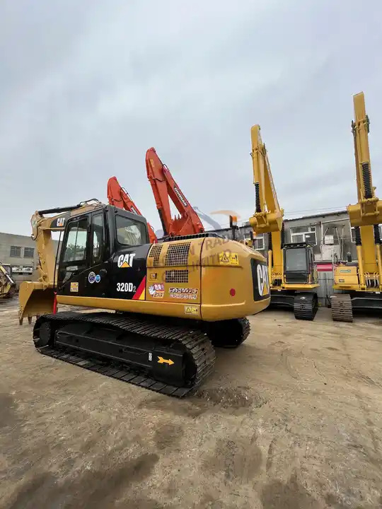 Cheaper Secondhand Cat 320d Hydraulic Crawler 20 Ton Caterpillar 320 Series Model Used Excavator Japan Original - Ekskavatör: fotoğraf 3 Cheaper Secondhand Cat 320d Hydraulic Crawler 20 Ton Caterpillar 320 Series Model Used Excavator Japan Original - Ekskavatör: fotoğraf 3