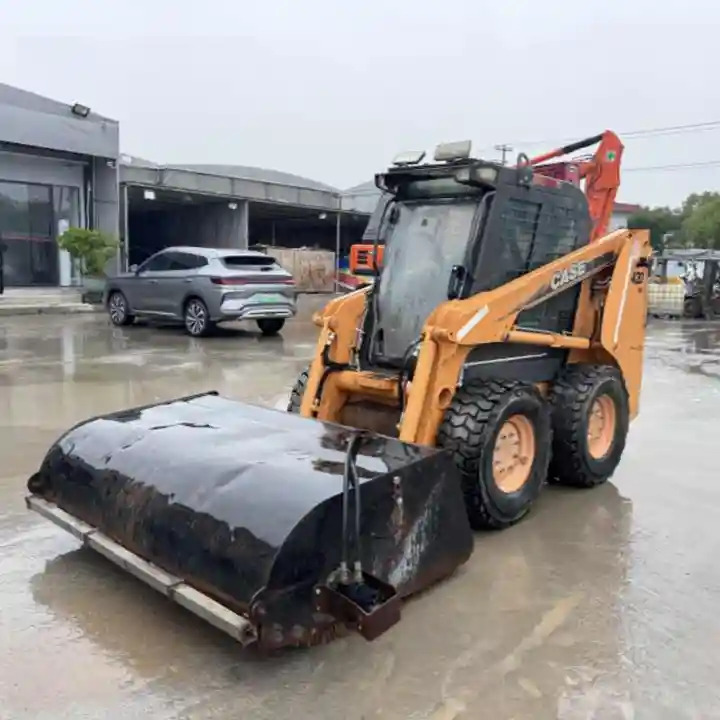 Construction Mini Equipment Case 420 Skid Steer Loader for Sale - Mini yükleyici: fotoğraf 2 Construction Mini Equipment Case 420 Skid Steer Loader for Sale - Mini yükleyici: fotoğraf 2