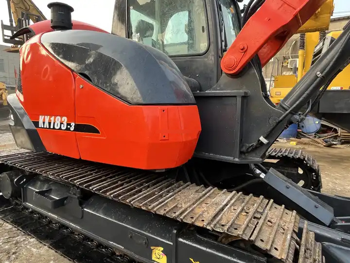 Paletli ekskavatör Excellent Performance Used Kubota Kx183-5 Digger Second Hand Mini Excavator 8ton Mini Crawler Excavator kx183-5kx183-3 For Sale: fotoğraf 6 Paletli ekskavatör Excellent Performance Used Kubota Kx183-5 Digger Second Hand Mini Excavator 8ton Mini Crawler Excavator kx183-5kx183-3 For Sale: fotoğraf 6