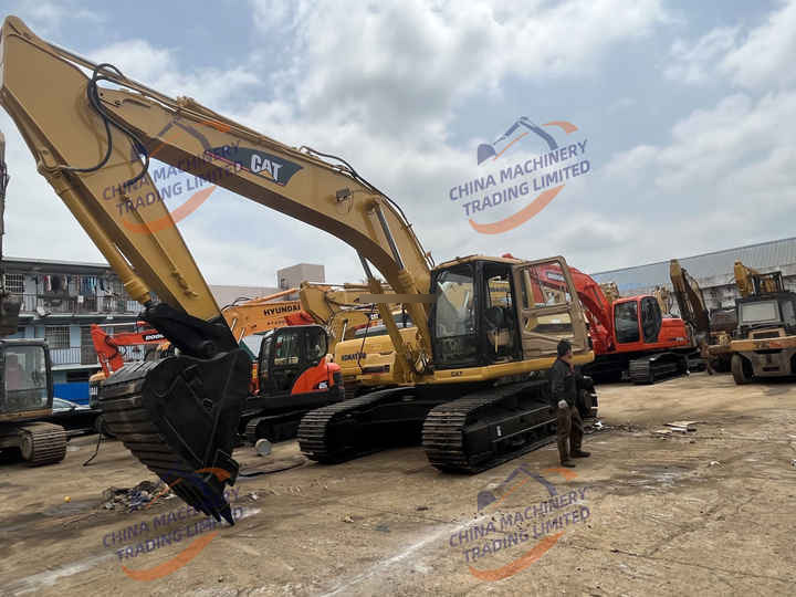 Excellent Used Cheap Caterpillar Cat 325bl excavator Second Hand cat325bl earth-moving digger With Perfect Function in stock - Paletli ekskavatör: fotoğraf 5 Excellent Used Cheap Caterpillar Cat 325bl excavator Second Hand cat325bl earth-moving digger With Perfect Function in stock - Paletli ekskavatör: fotoğraf 5