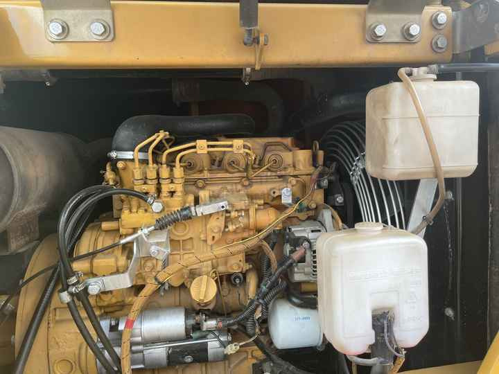 Good Price CAT 305.5E 307 308C 308D 308E 312D 315D 320C 320D Second Hand 7 Tons Used Mini Crawler Excavator For Sale - Mini ekskavatör: fotoğraf 3 Good Price CAT 305.5E 307 308C 308D 308E 312D 315D 320C 320D Second Hand 7 Tons Used Mini Crawler Excavator For Sale - Mini ekskavatör: fotoğraf 3