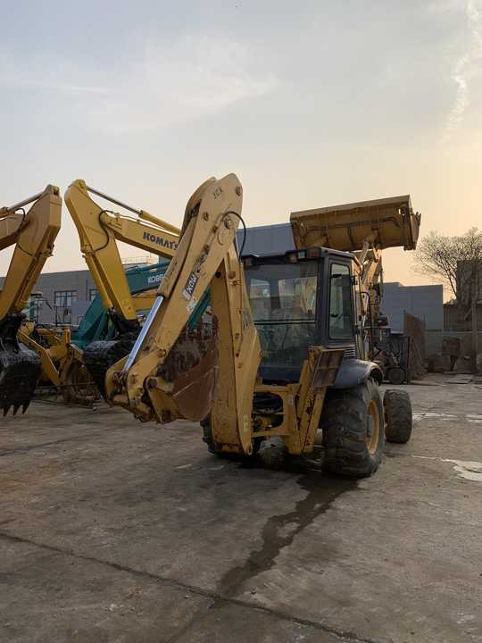 JCB 3cX backhoe loader manufactured in 2022 with telescopic boom JCB3CX JCB4CX JCB 3DX nice price - Iş makinesi: fotoğraf 2 JCB 3cX backhoe loader manufactured in 2022 with telescopic boom JCB3CX JCB4CX JCB 3DX nice price - Iş makinesi: fotoğraf 2