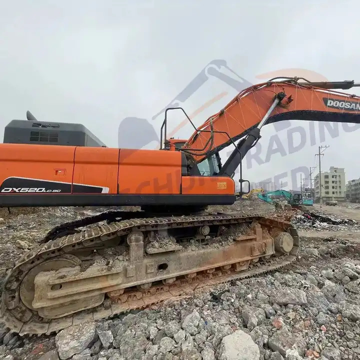 Large equipment earthmoving machinery 52 tons of imported second-hand Doosan 520 excavator sold cheap - Ekskavatör: fotoğraf 1 Large equipment earthmoving machinery 52 tons of imported second-hand Doosan 520 excavator sold cheap - Ekskavatör: fotoğraf 1
