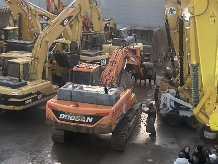 Original Doosan Dx420 Used Excavator/few Working Hours Used 420 Doosan Excavator Dx420 In Stock - Paletli ekskavatör: fotoğraf 5 Original Doosan Dx420 Used Excavator/few Working Hours Used 420 Doosan Excavator Dx420 In Stock - Paletli ekskavatör: fotoğraf 5