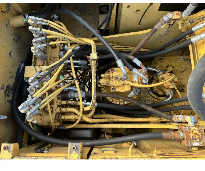 Original Japan Caterpillar Hydraulic Crawler Digger Cat320d Used Excavator Cat 320bl/325D/330bl/336D - Paletli ekskavatör: fotoğraf 3 Original Japan Caterpillar Hydraulic Crawler Digger Cat320d Used Excavator Cat 320bl/325D/330bl/336D - Paletli ekskavatör: fotoğraf 3