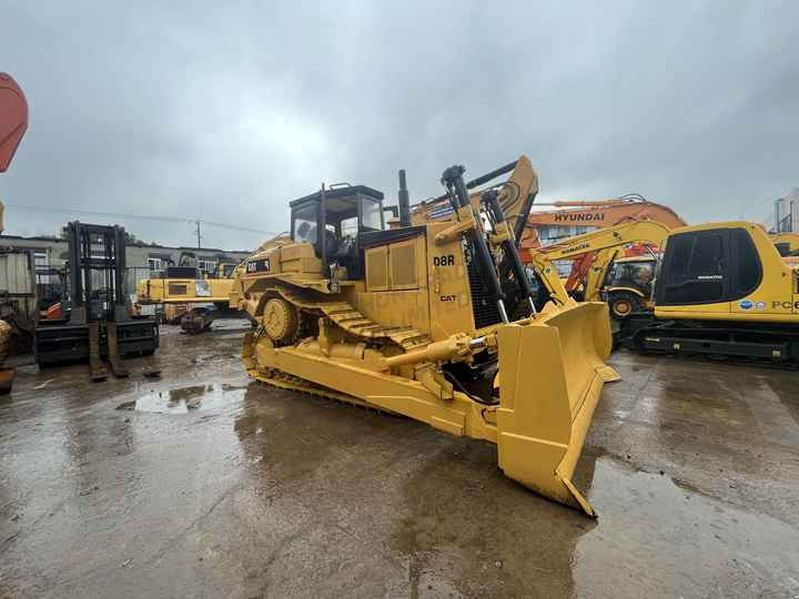 Original Japan Imported Caterpillar D8R Bulldozer Japan Original Cat D7G D7R D8R D9n D8r Used Bulldozers - Buldozer: fotoğraf 3 Original Japan Imported Caterpillar D8R Bulldozer Japan Original Cat D7G D7R D8R D9n D8r Used Bulldozers - Buldozer: fotoğraf 3