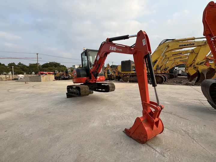 Original Japan Used Kubota KX155 Excavator 6 Ton Kubota KX161 155 165 Mini Digger Small Second Hand Swing Boom Excavator - Paletli ekskavatör: fotoğraf 3 Original Japan Used Kubota KX155 Excavator 6 Ton Kubota KX161 155 165 Mini Digger Small Second Hand Swing Boom Excavator - Paletli ekskavatör: fotoğraf 3