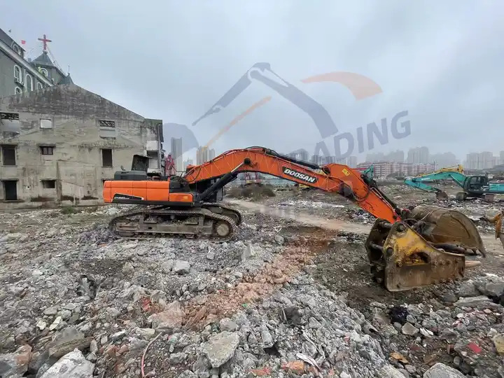High quality Used Doosan excavator DX520LC-9C in good condition for sale - Paletli ekskavatör: fotoğraf 3 High quality Used Doosan excavator DX520LC-9C in good condition for sale - Paletli ekskavatör: fotoğraf 3