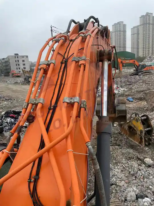 New arrival Used Doosan excavator DX520LC-9C in good condition for sale in good condition - Paletli ekskavatör: fotoğraf 3 New arrival Used Doosan excavator DX520LC-9C in good condition for sale in good condition - Paletli ekskavatör: fotoğraf 3