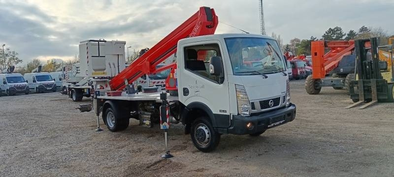 Nissan Cabstar Ruthmann-Ecoline 180 - 18m - 230 kg - Araç üzerine platform: fotoğraf 1 Nissan Cabstar Ruthmann-Ecoline 180 - 18m - 230 kg - Araç üzerine platform: fotoğraf 1