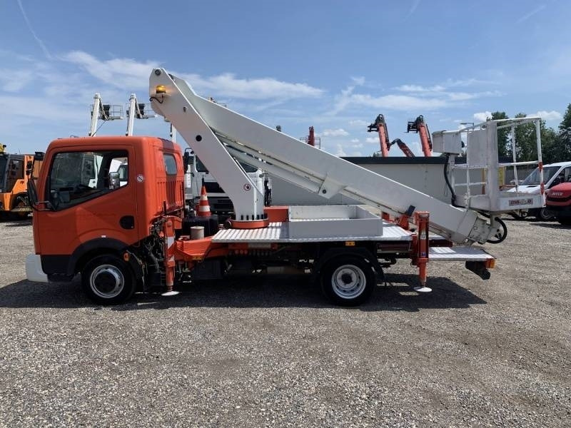 Nissan Cabstar Ruthmann-Steiger TB220 - 22,1m - 200 kg - Araç üzerine platform: fotoğraf 4 Nissan Cabstar Ruthmann-Steiger TB220 - 22,1m - 200 kg - Araç üzerine platform: fotoğraf 4