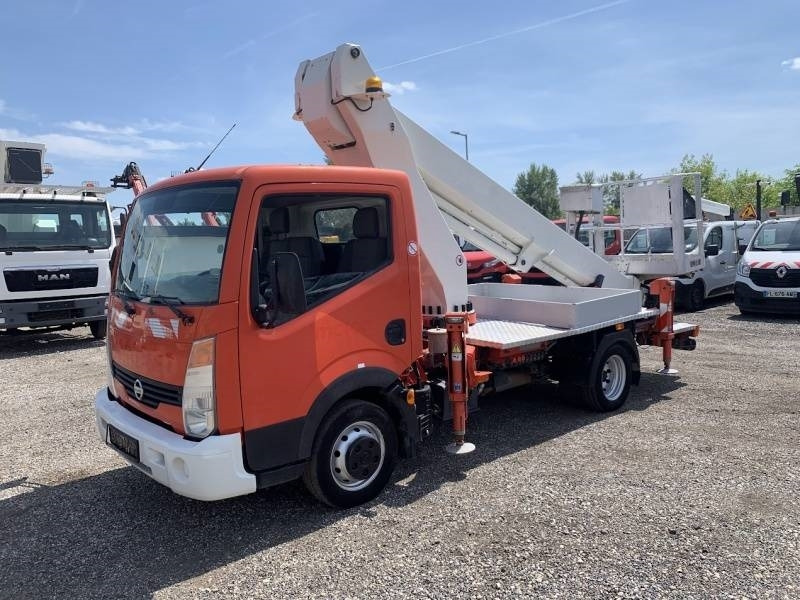 Nissan Cabstar Ruthmann-Steiger TB220 - 22,1m - 200 kg - Araç üzerine platform: fotoğraf 2 Nissan Cabstar Ruthmann-Steiger TB220 - 22,1m - 200 kg - Araç üzerine platform: fotoğraf 2