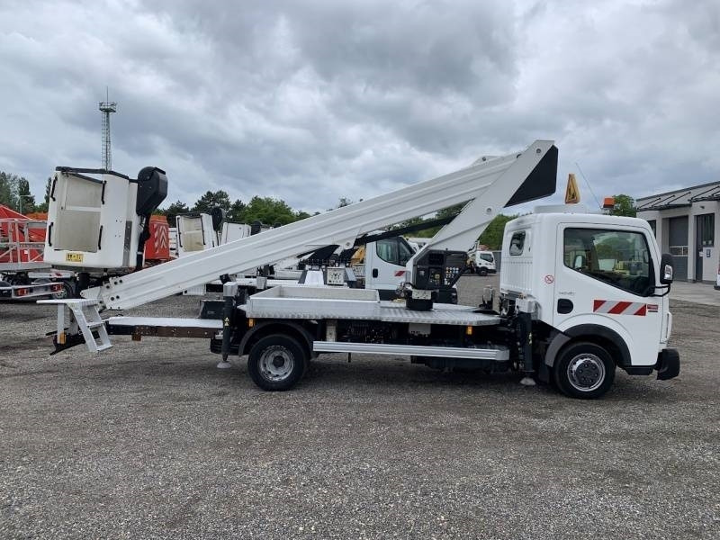 Renault Maxity ISOLI VT60NE - 20m, 250kg - Araç üzerine platform: fotoğraf 4 Renault Maxity ISOLI VT60NE - 20m, 250kg - Araç üzerine platform: fotoğraf 4