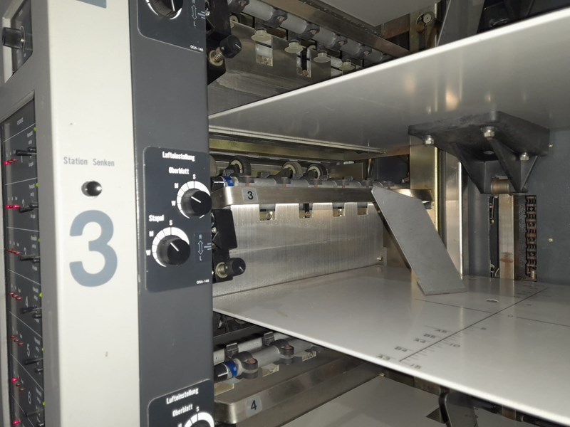 Horizon AC-8000 S | collator | 8 stations | 1992 - Baskı makinesi: fotoğraf 2 Horizon AC-8000 S | collator | 8 stations | 1992 - Baskı makinesi: fotoğraf 2