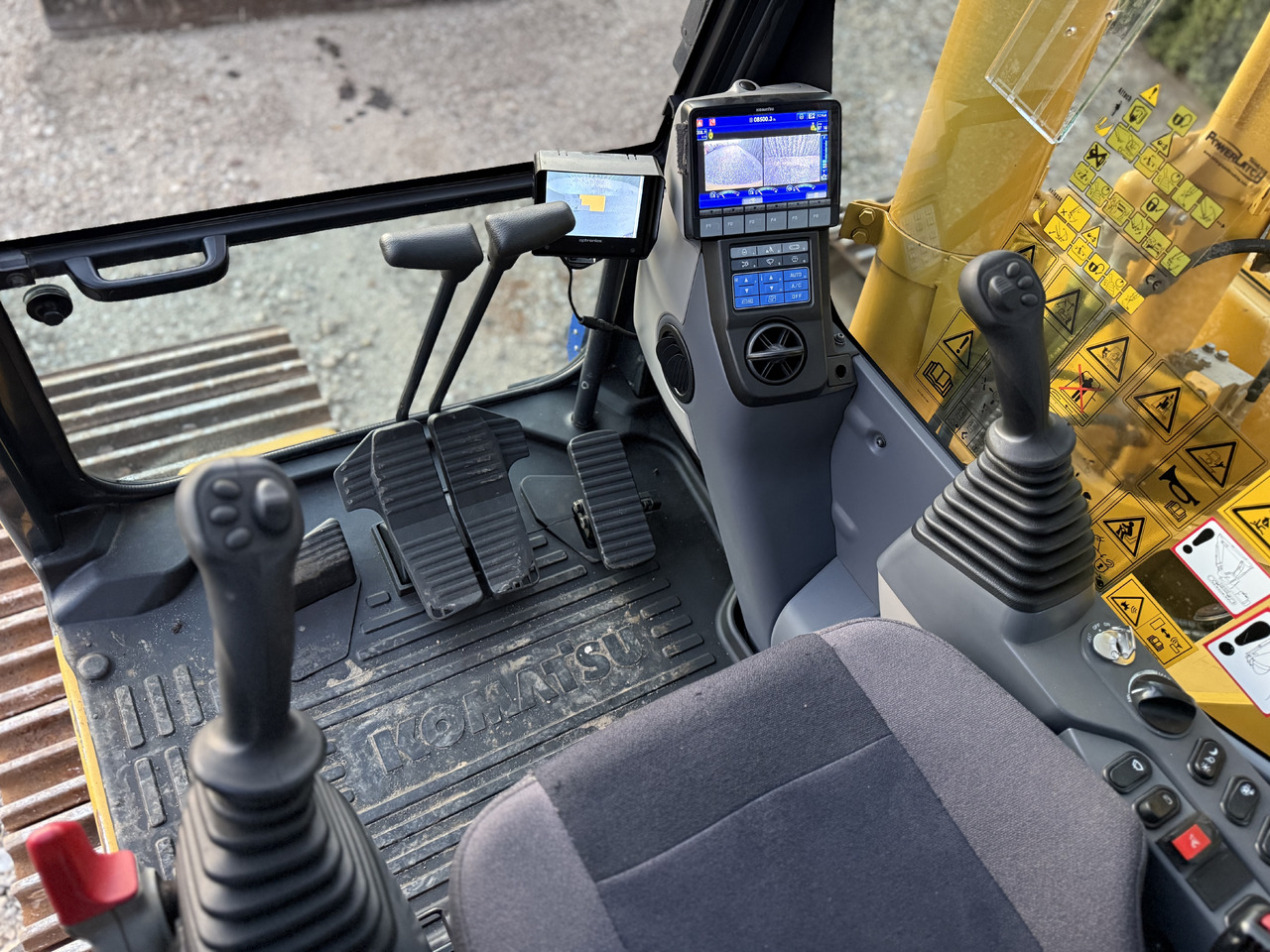 Paletli ekskavatör KOMATSU PC 360 LC-11: fotoğraf 35