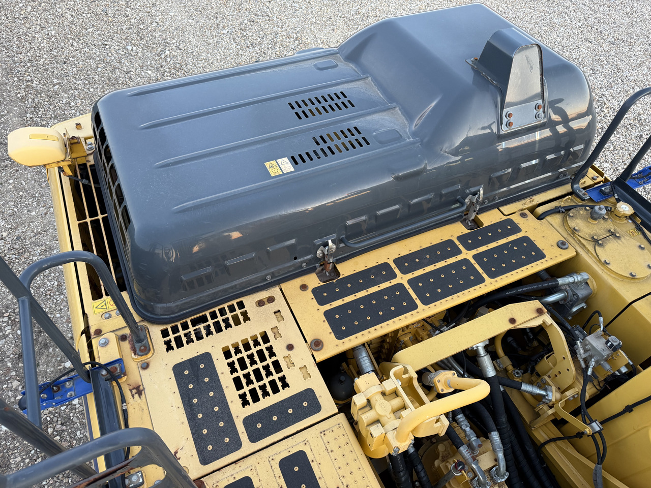 Paletli ekskavatör KOMATSU PC 360 LC-11: fotoğraf 15