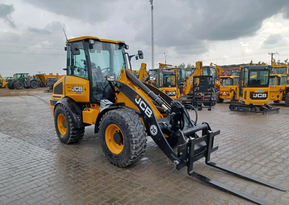 JCB 409 - Tekerlekli yükleyici: fotoğraf 3 JCB 409 - Tekerlekli yükleyici: fotoğraf 3