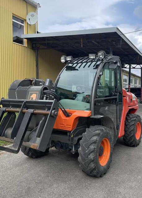 AUSA Ausa T235H - Teleskopik yükleyici: fotoğraf 5 AUSA Ausa T235H - Teleskopik yükleyici: fotoğraf 5