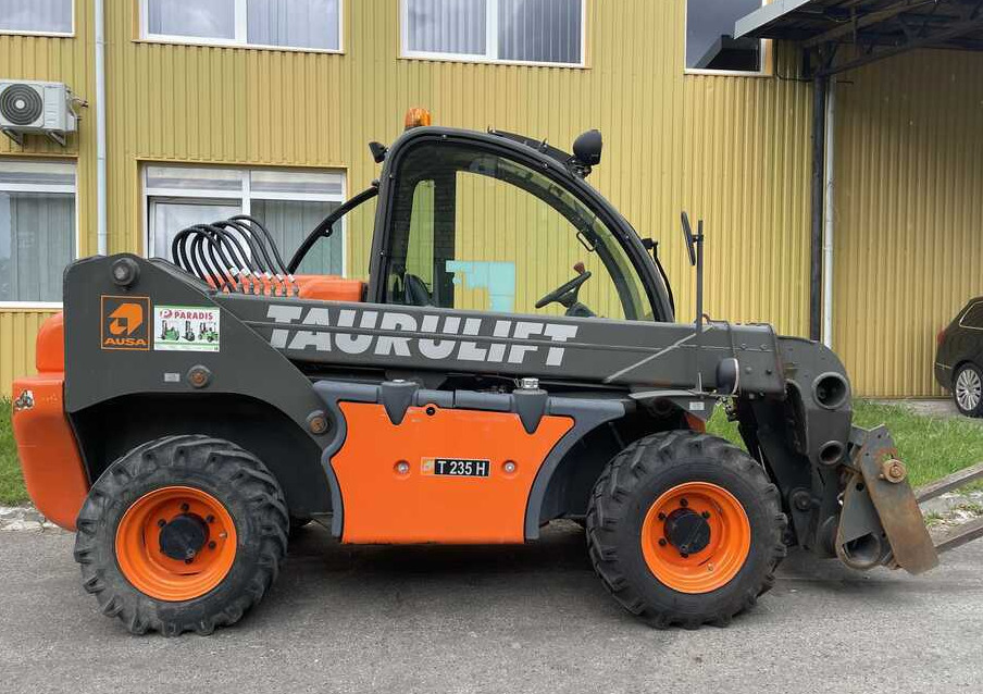 AUSA Ausa T235H - Teleskopik yükleyici: fotoğraf 1 AUSA Ausa T235H - Teleskopik yükleyici: fotoğraf 1