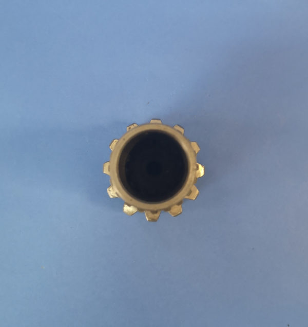 010210A / 1903124703 Wałek silnika obrotu Takeuchi TB016 - Dönüş motoru - İş makinaları: fotoğraf 3 010210A / 1903124703 Wałek silnika obrotu Takeuchi TB016 - Dönüş motoru - İş makinaları: fotoğraf 3