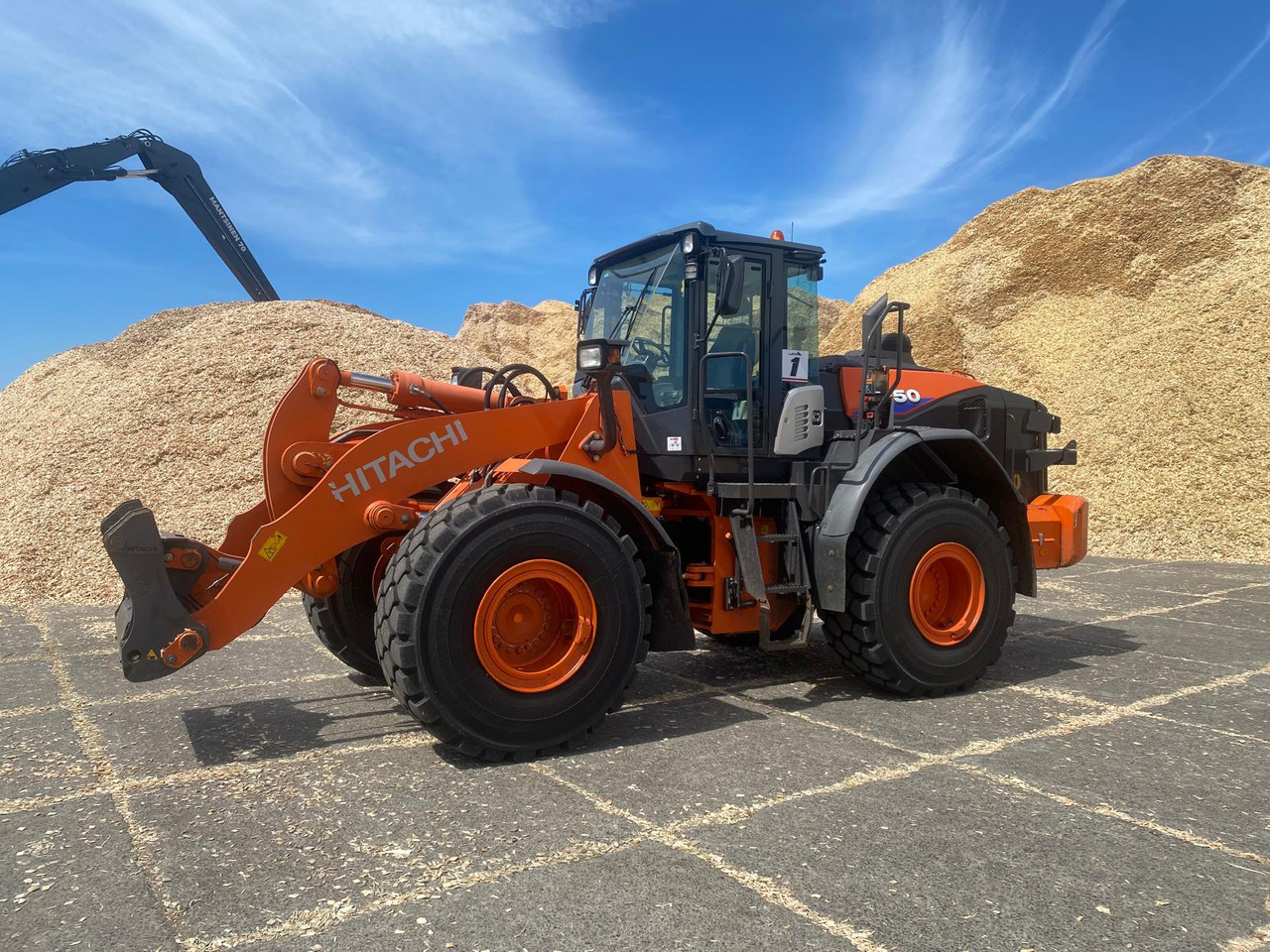 HITACHI ZW250-6 - Tekerlekli yükleyici: fotoğraf 1 HITACHI ZW250-6 - Tekerlekli yükleyici: fotoğraf 1