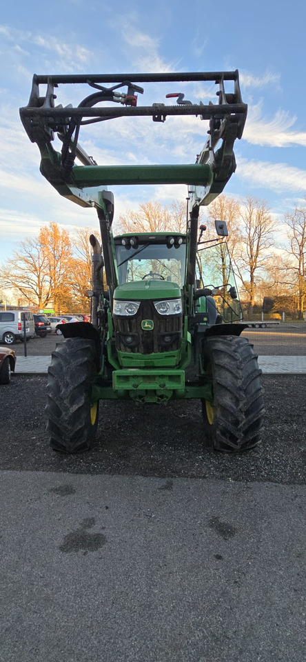 JOHN DEERE 6150M - Traktör: fotoğraf 3 JOHN DEERE 6150M - Traktör: fotoğraf 3